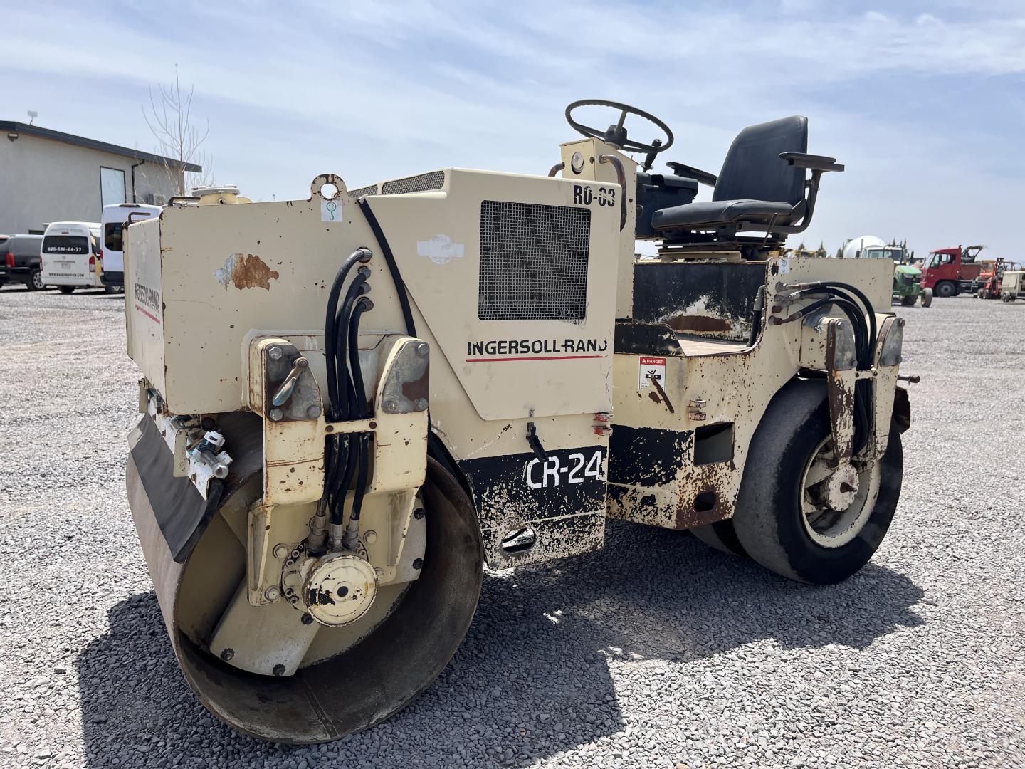./imagenes/INVOICE/2019/18116/COMPACTADOR INGERSOLL RAND CR-24 (11).JPG